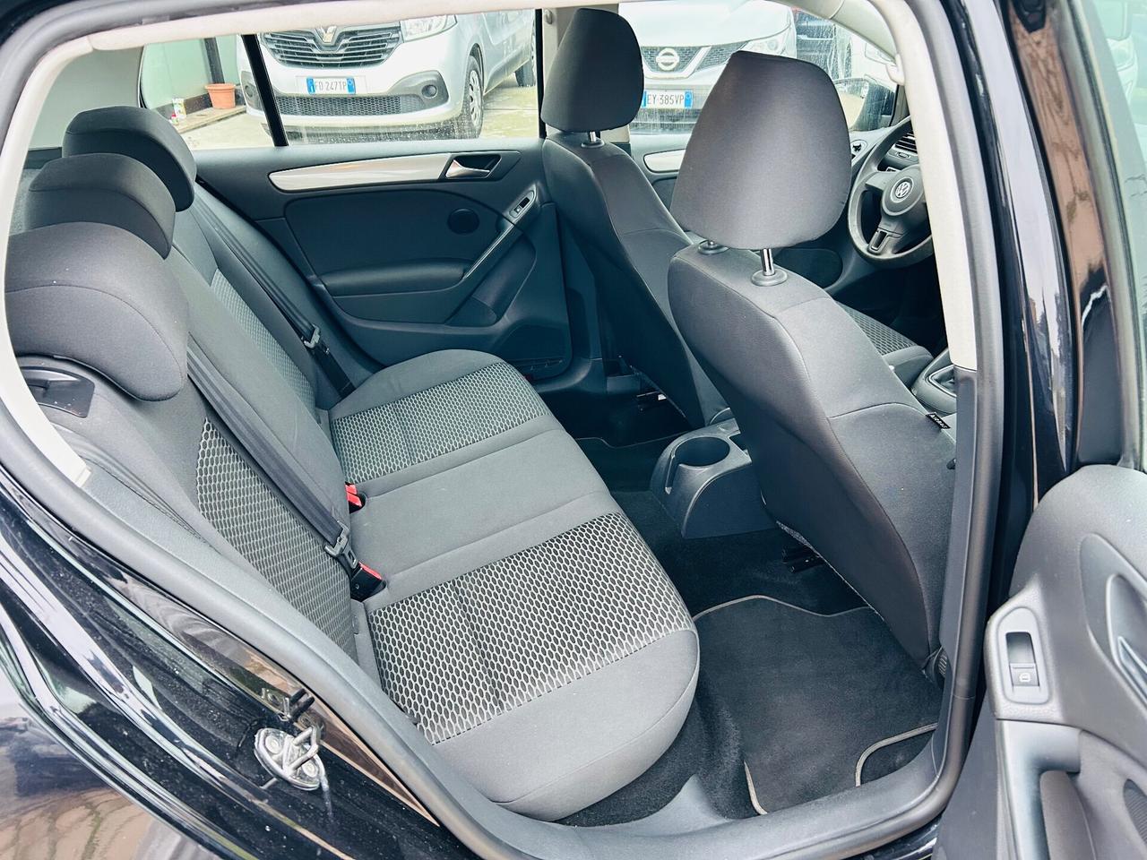 Volkswagen Golf 1.6 TDI DPF 5p. Highline