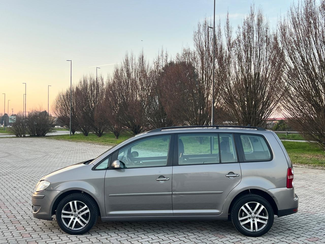 Volkswagen Touran 1.9 TDI 105CV DPF DSG Trendline