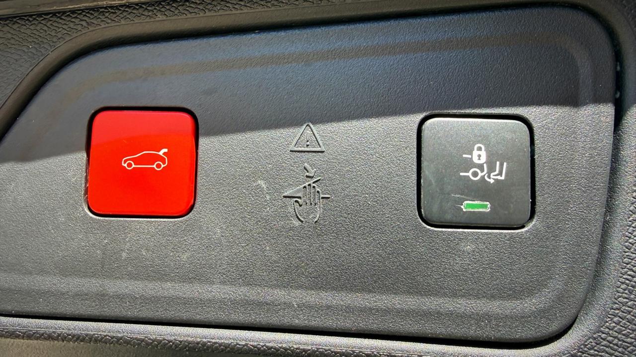 Peugeot 3008 1.5 Hdi EAT8 Allure - 2023