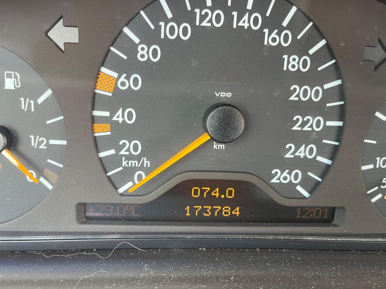 Mercedes E 320 V6 4matic DA SISTEMARE CATALIZZATORI