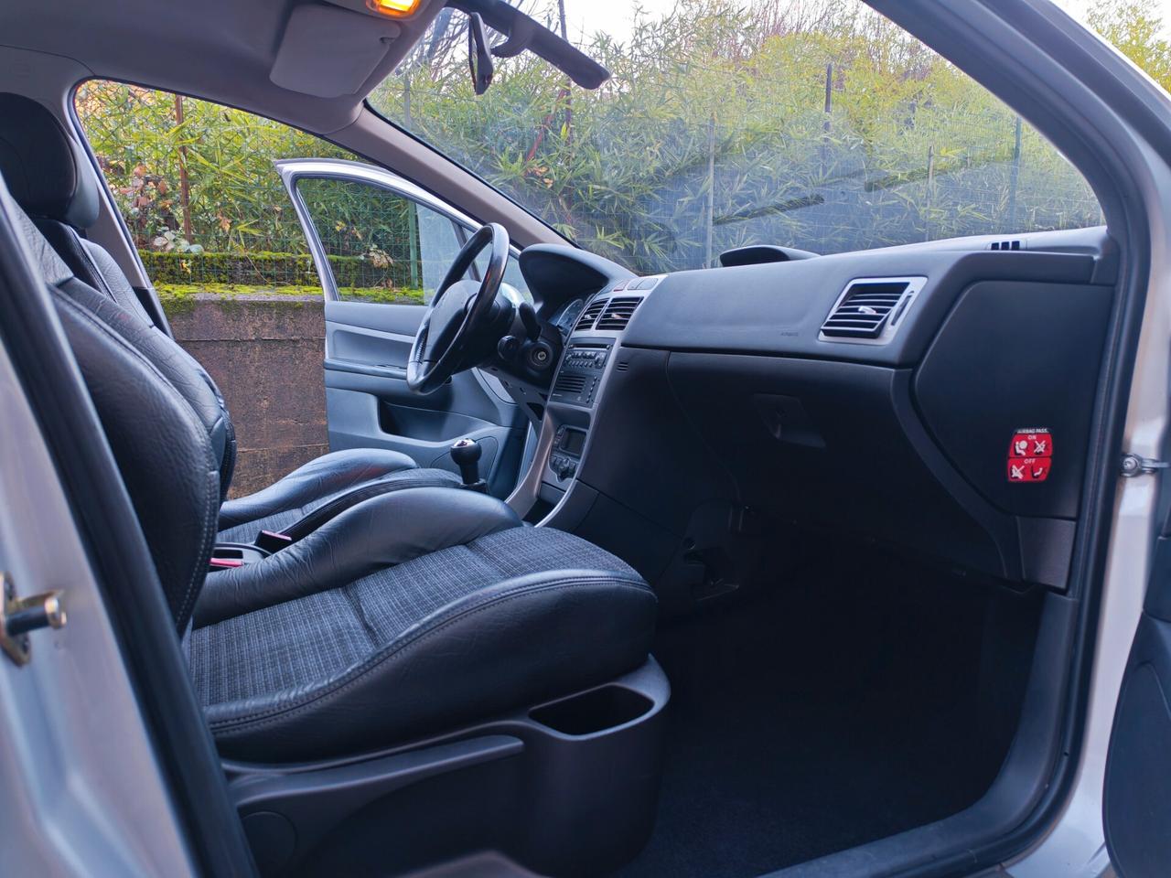 Peugeot 307 1.6 BENZINA 110cv / 61.000km / Unipro