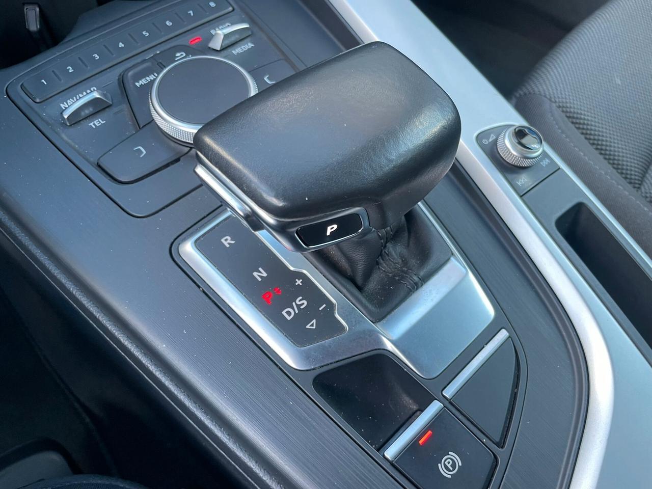 Audi A4 Avant 2.0 TDI 190 CV ultra S tronic Design