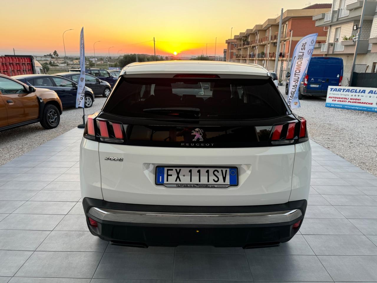 Peugeot 3008 BlueHDi 130 S&S Business