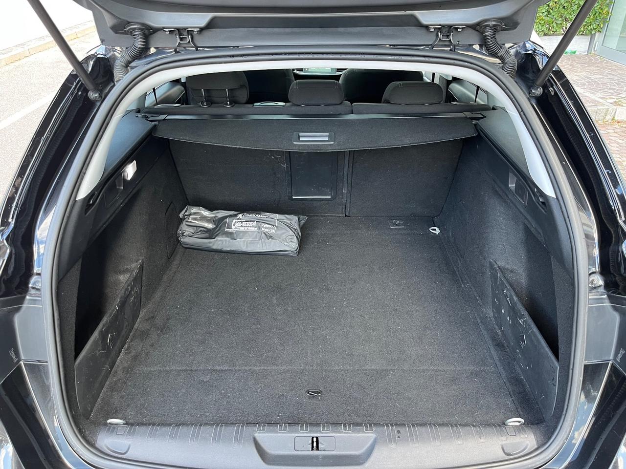 Peugeot 308 BlueHDi 120 S&S SW GT Line