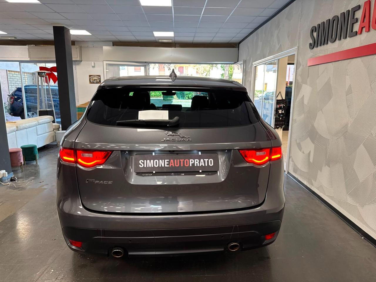 Jaguar F-Pace 2.0 250 CV AWD aut. R-Sport