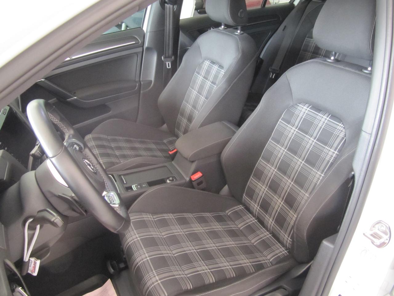 Volkswagen Golf 7 GTD 2.0 TDI DSG BlueMotion Technology -