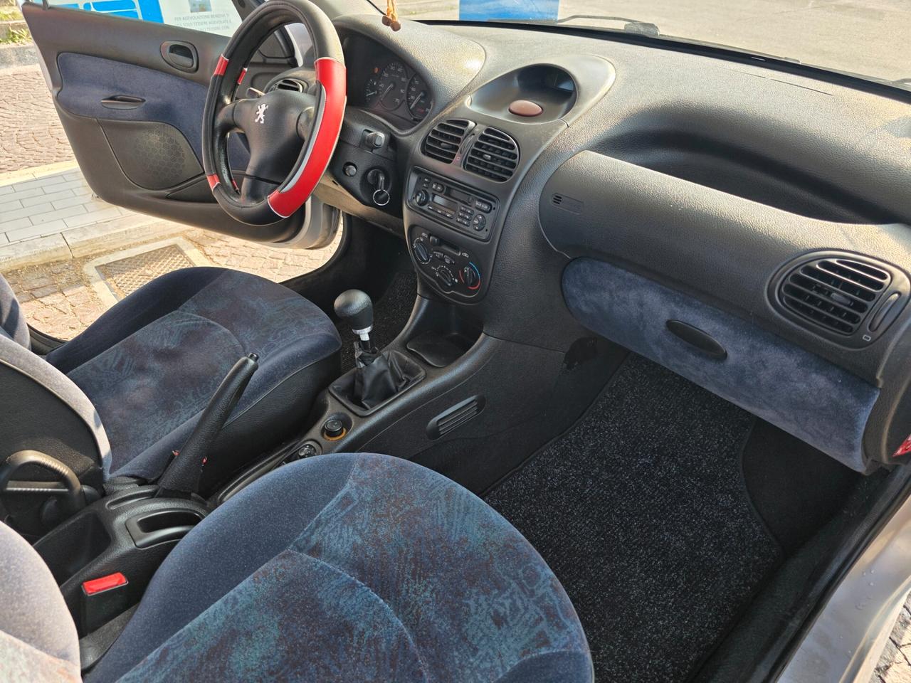 Peugeot 206 1.4 5p. Con 245.000km Neopatentati ok