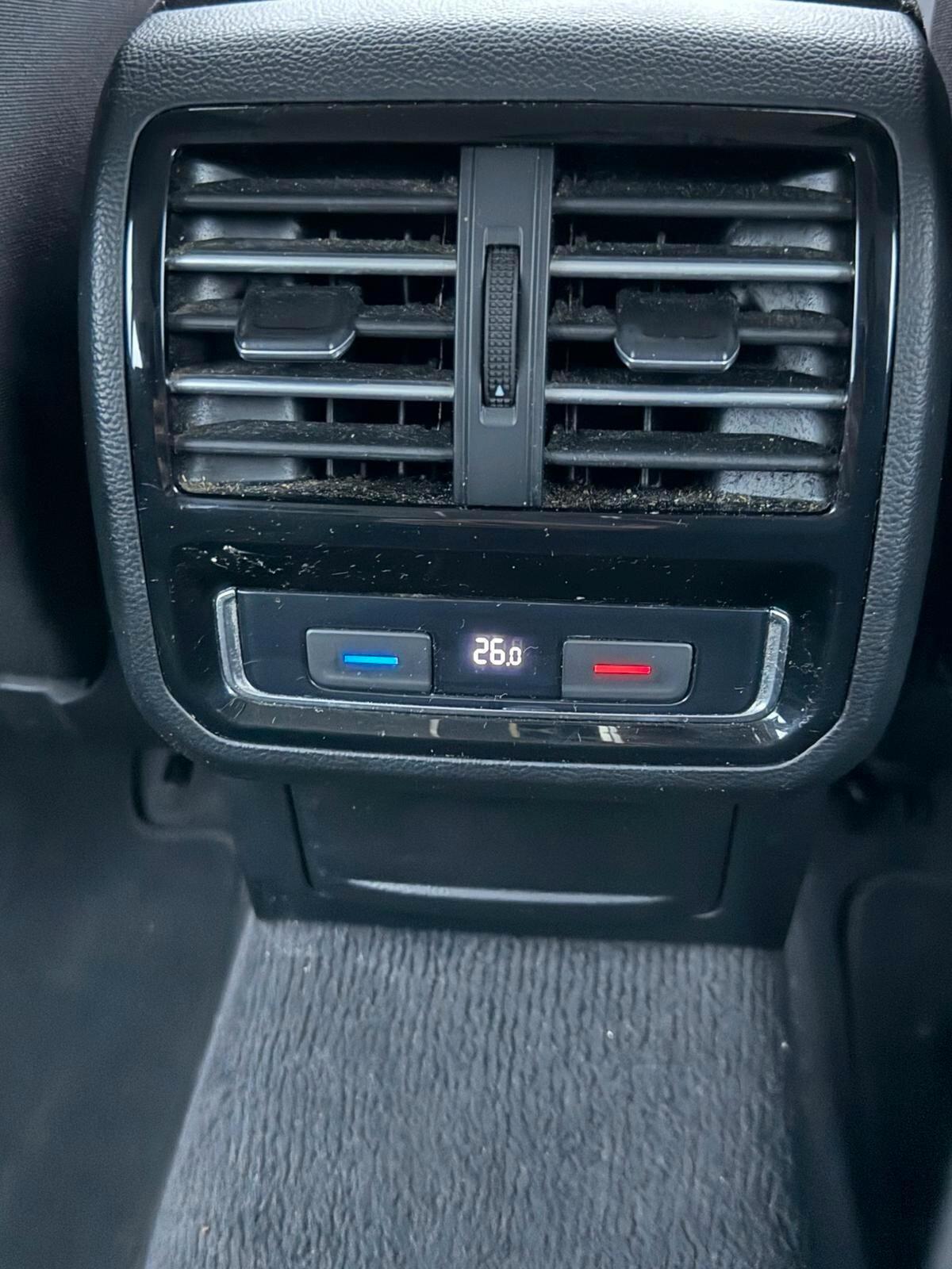 Volkswagen Passat Variant 1.6 TDI Business BlueMotion Technology