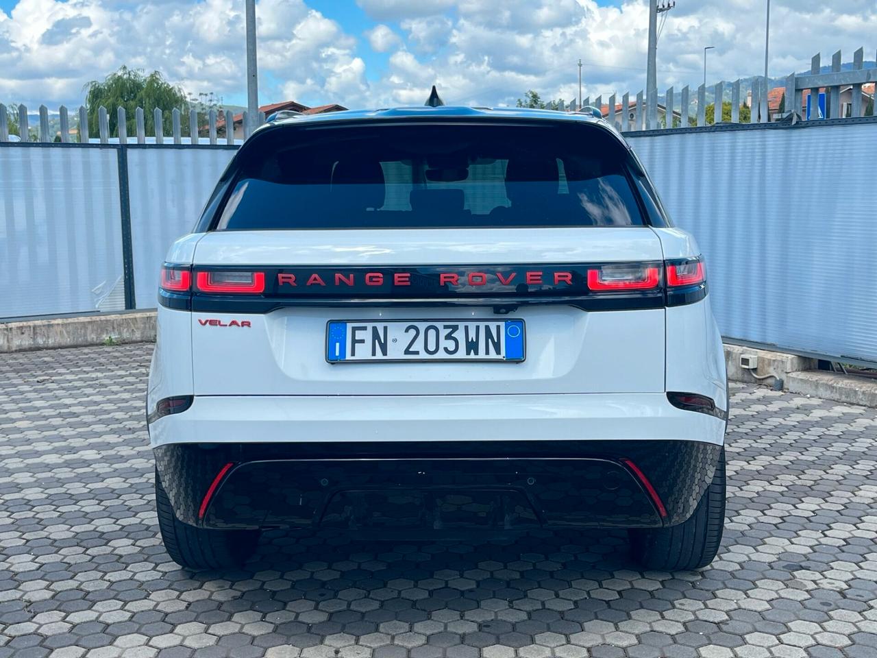 Land Rover Range Rover Velar Range Rover Velar 2.0 TD4 180 CV R-Dynamic S