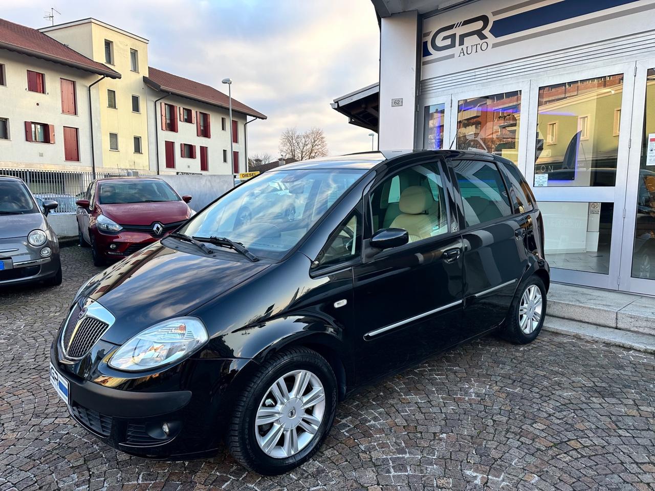 Lancia MUSA 1.4Bz 95Cv Platino Plus - Neopatentati