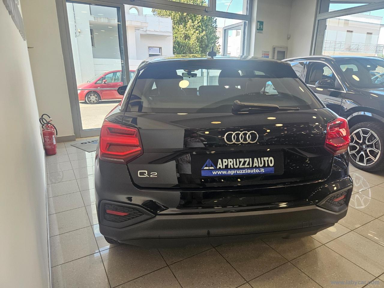 AUDI Q2 30 TDI S tronic Business