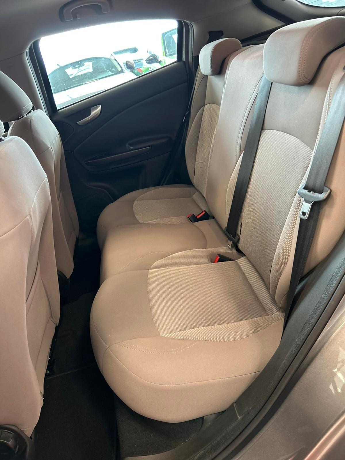 Alfa Romeo Giulietta 1.6 JTDm-2 105 CV Distinctive