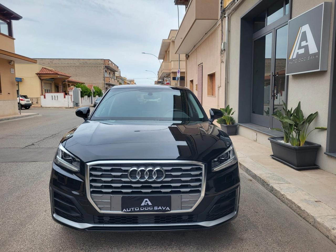 Audi Q2 1600 TDI S line Edition Cerchi 18 Pelle Fari Led...