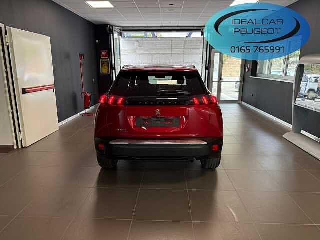 Peugeot 2008 PureTech 100 S&S Allure Pack
