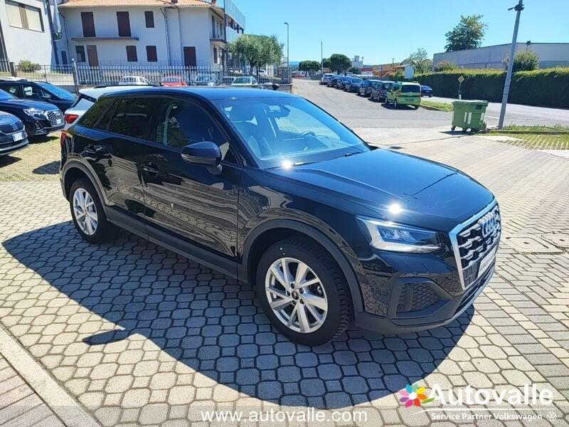 Audi Q2 35 TFSI S tronic Business