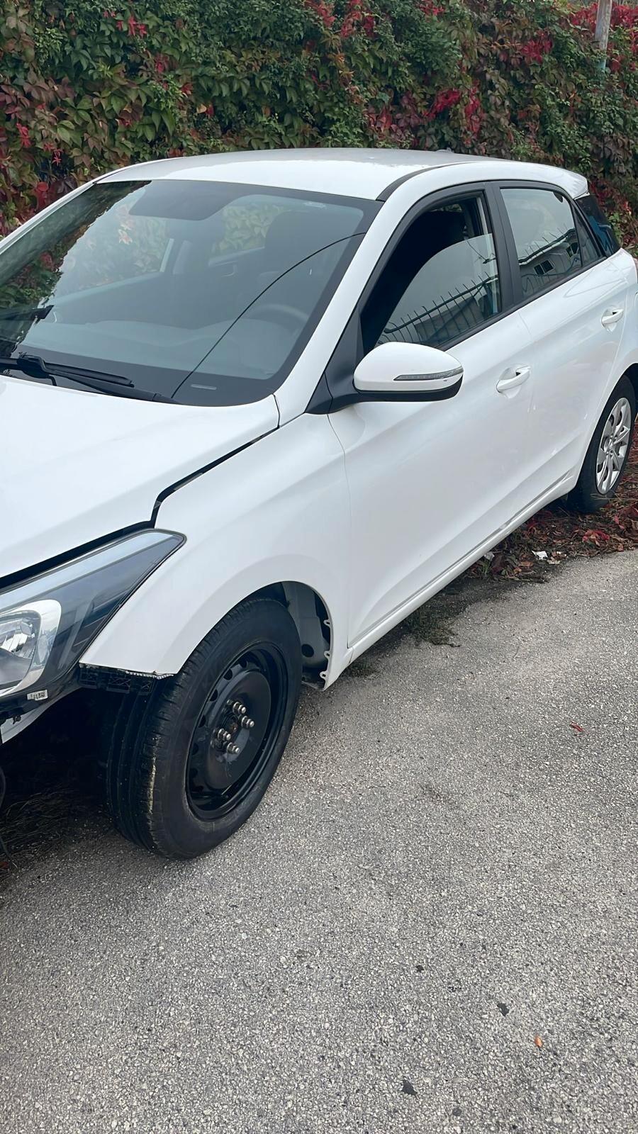 Hyundai i20 1.2 5 porte Econext Connectline GPL 2020