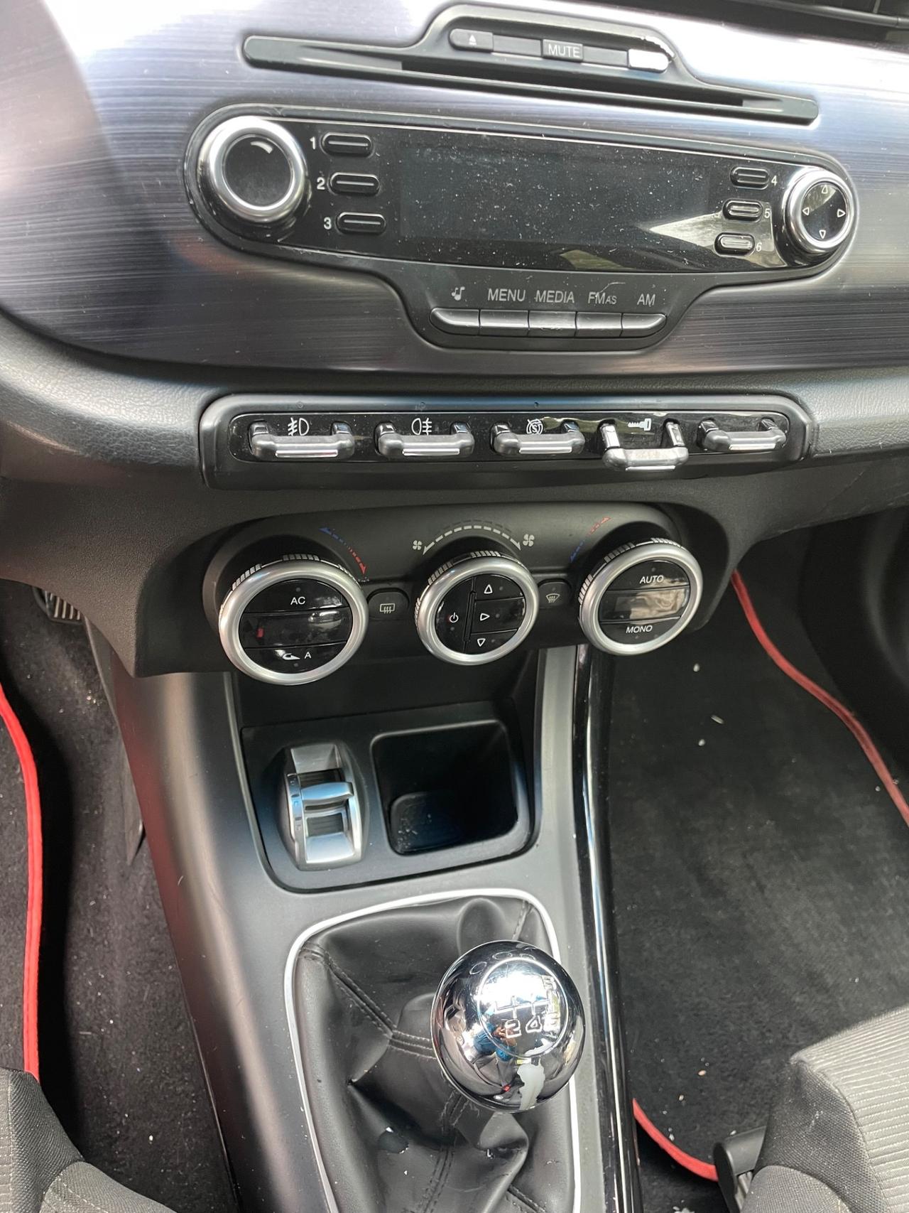 Alfa Romeo Giulietta 1.6 JTDm-2 105 CV Distinctive