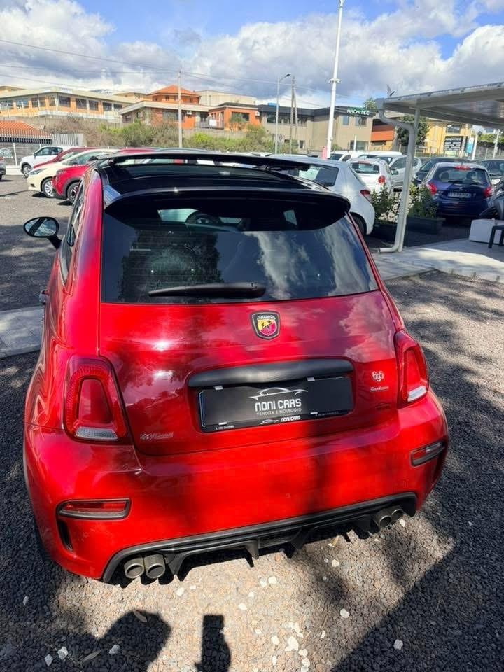 Abarth 695 1.4 Turbo T-Jet 180 CV