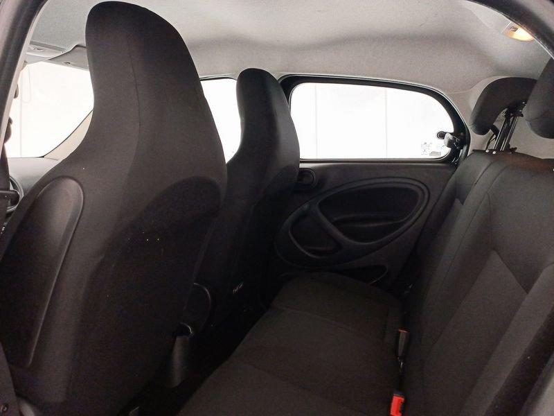 smart forfour II 2015 1.0 Youngster 71cv my18