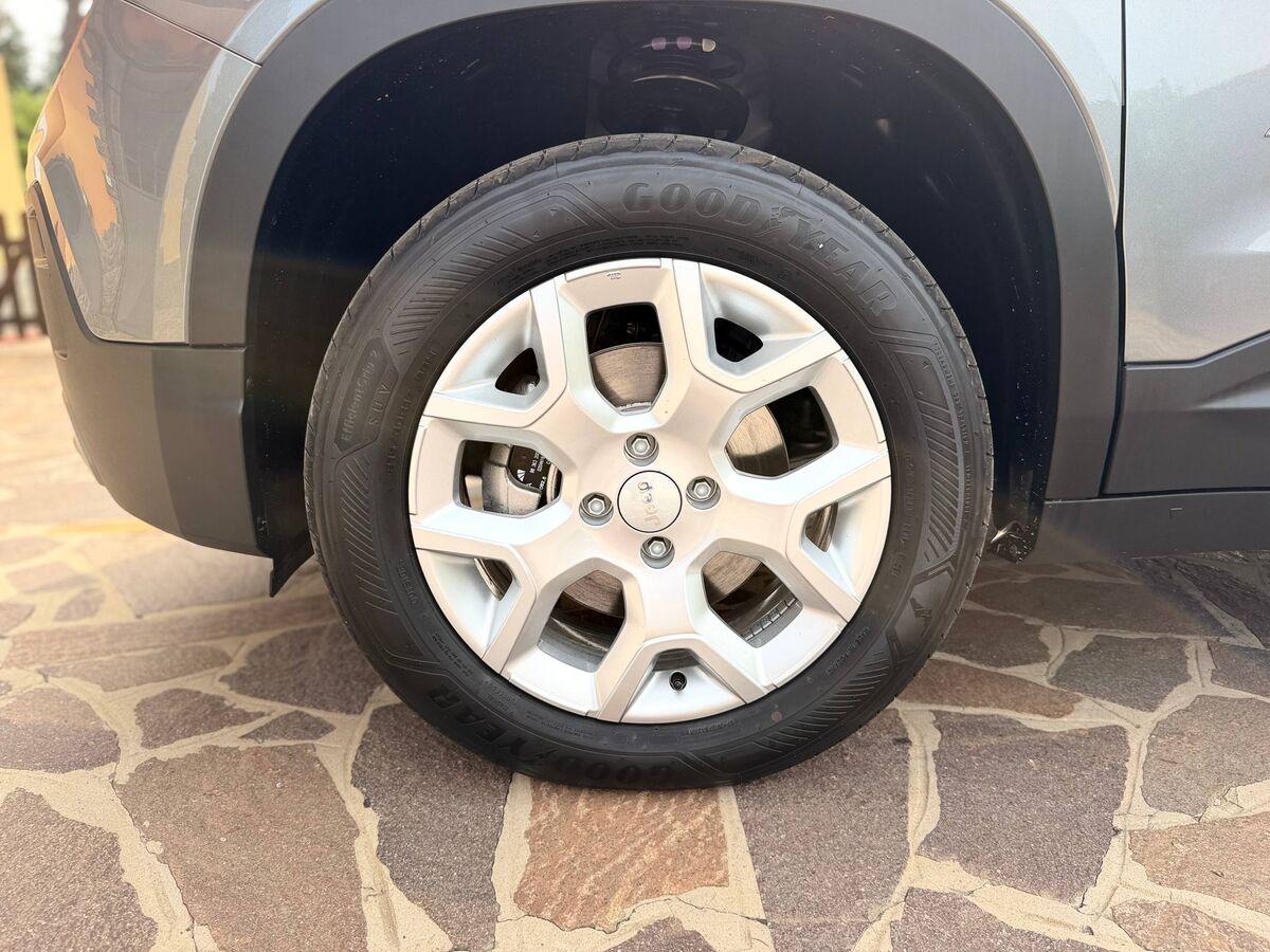 Jeep Avenger 1.2 t. e-hybr.mhev Altitude fwd 110cv edct6