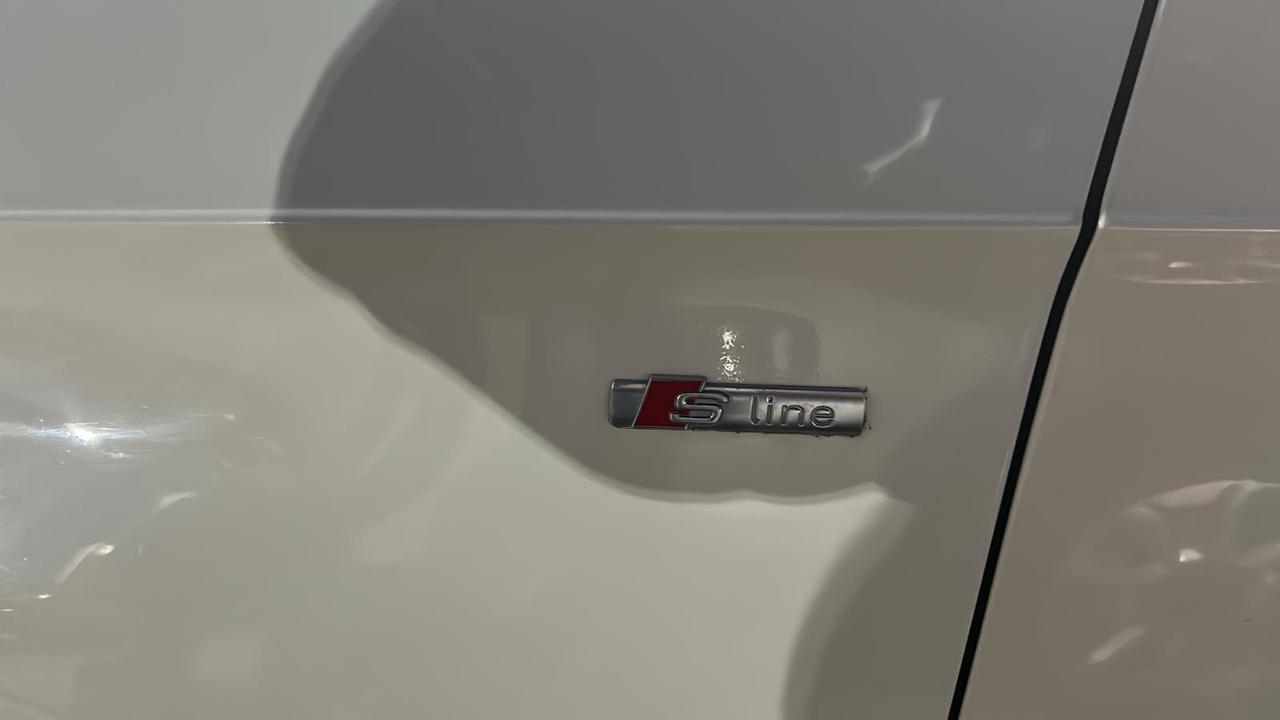 Audi A3 1.2 TFSI 110 CV S-LINE