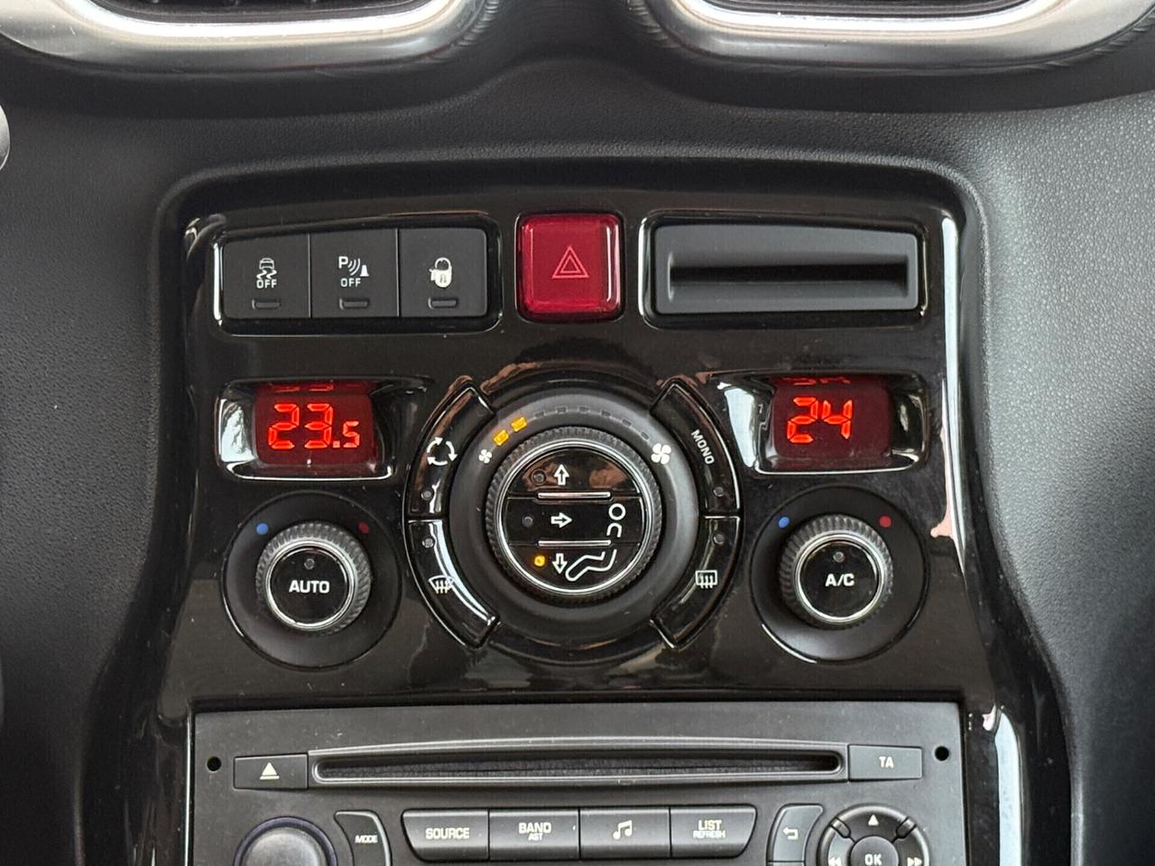 Citroen C3 Picasso 1.2 b.| CERCHI IN LEGA