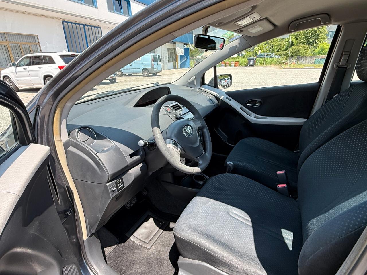 Toyota Yaris 1.3 5 porte M-MT Sol