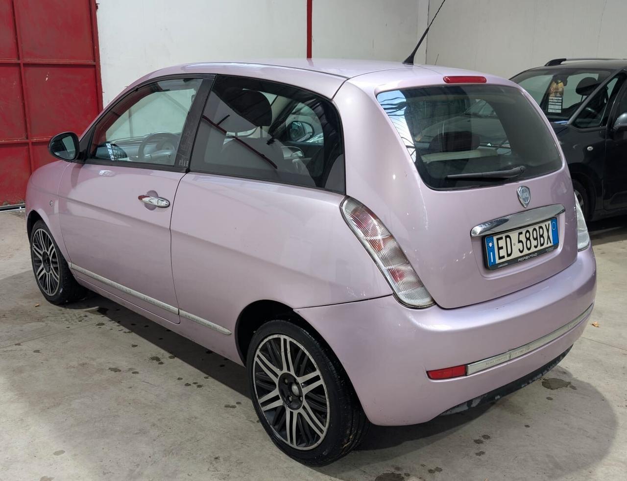 Lancia Ypsilon 1.2 Elle