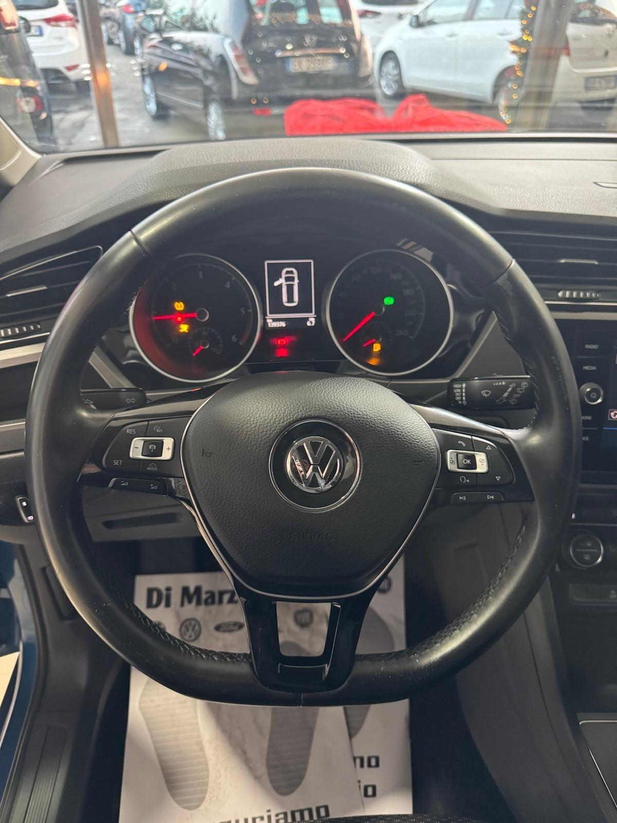 Volkswagen Touran 1.6 TDI 115 CV SCR DSG Highline BlueMotion Tech.