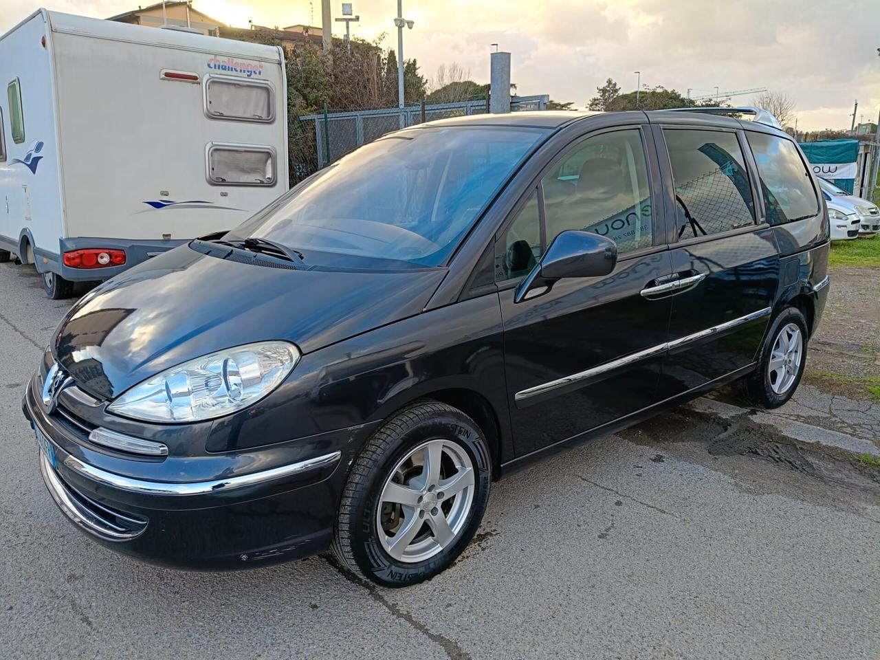 Peugeot 807 2.0 DIESEL - 7 POSTI
