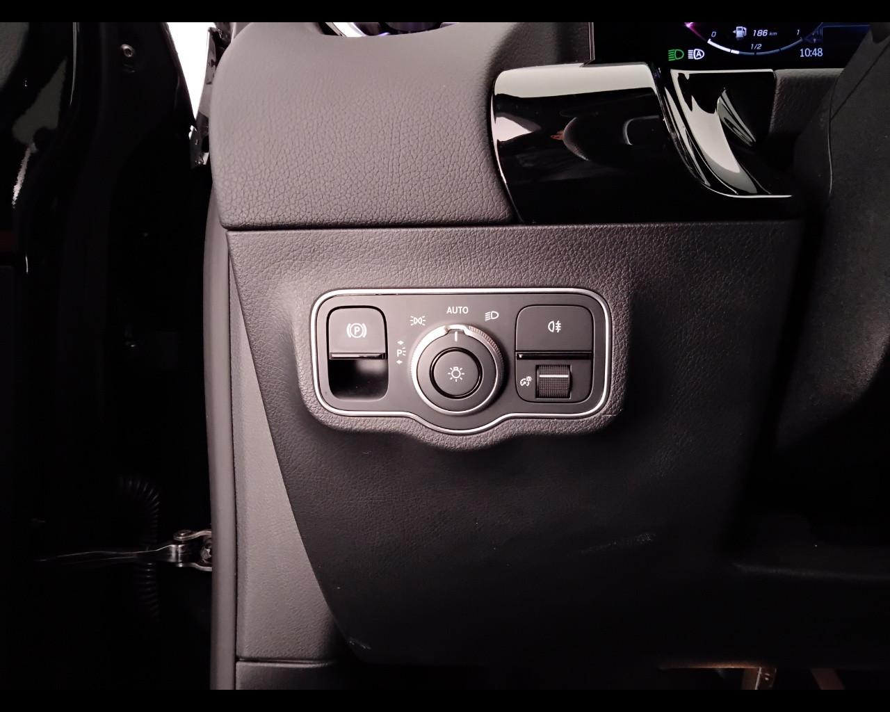 Mercedes-Benz GLA-H247 2023 - GLA 180 d AMG Line Advanced Plus auto