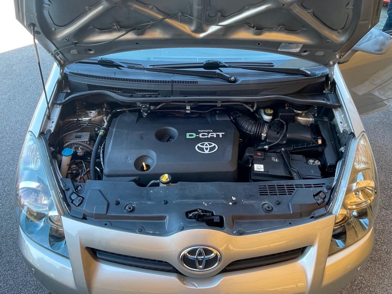 Toyota Corolla Verso 2.2 D-4D Sol 7 posti
