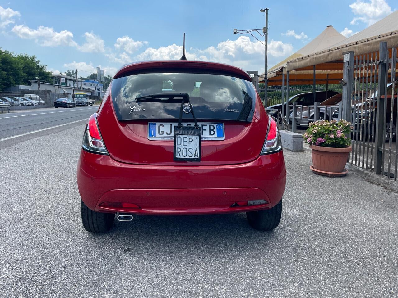 Lancia Ypsilon 1.0 FireFly 5 porte S&S Hybrid Ecochic Gold