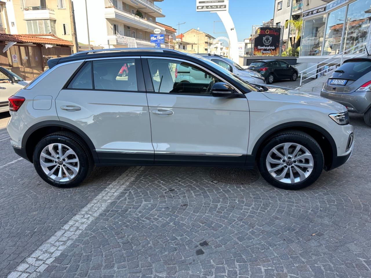 Volkswagen T-Roc 1.0 TSI Style tech pack