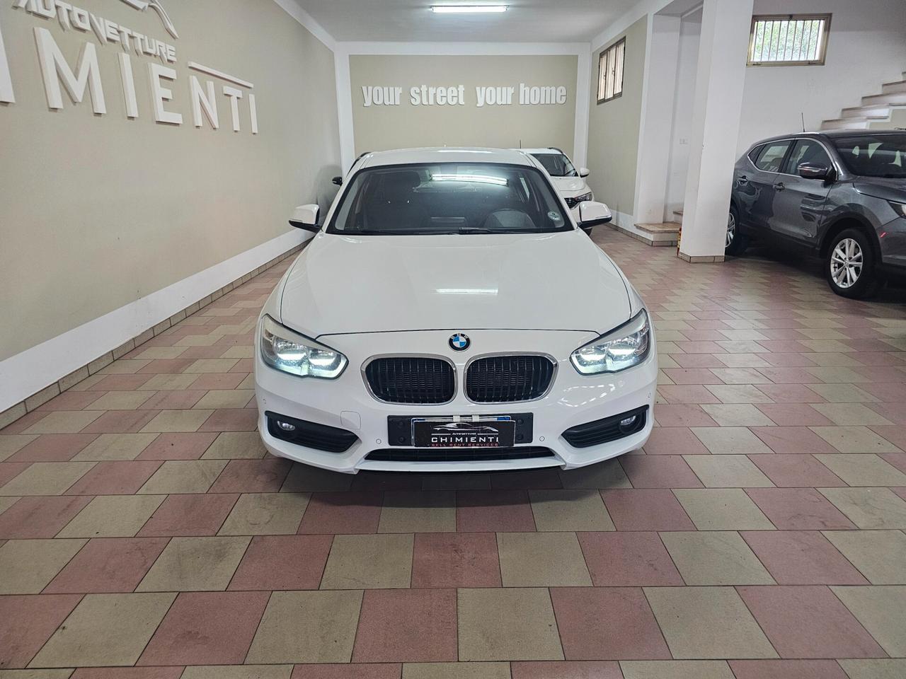 Bmw 116 116d 5p. Urban