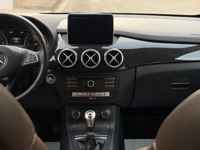 MERCEDES-BENZ B 200 d 136Cv Sport