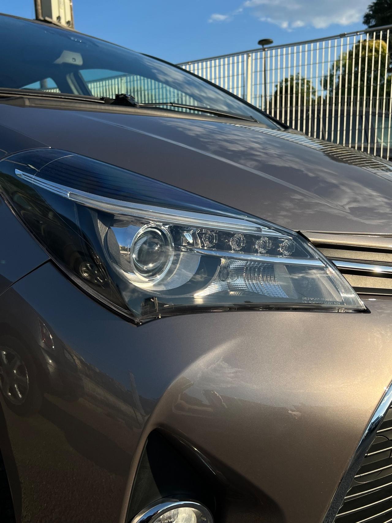 Toyota Yaris 1.0 5 porte Lounge
