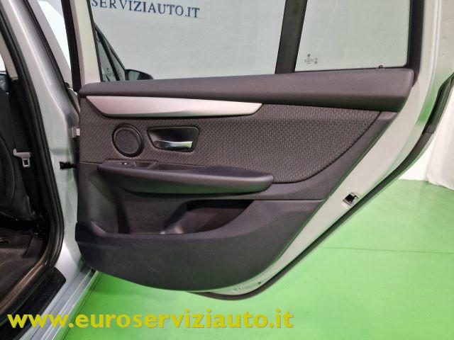 BMW 218 d Active Tourer Advantage