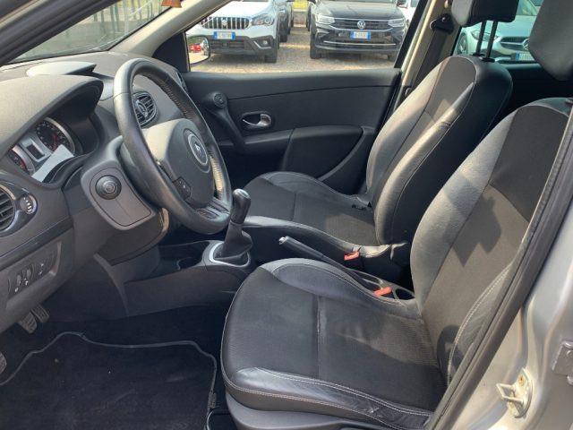 RENAULT Clio 1.4 16V 5 porte Confort