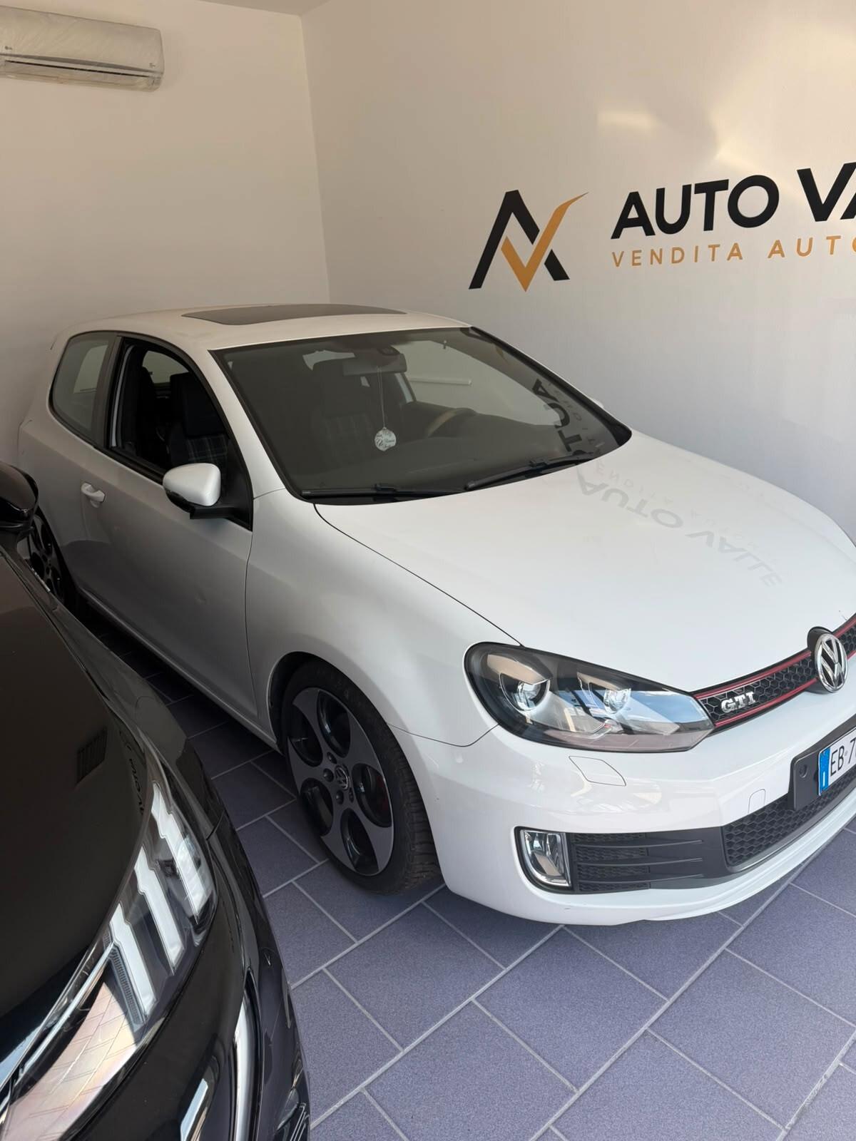 Volkswagen Golf 2.0 TSI 3p. GTI