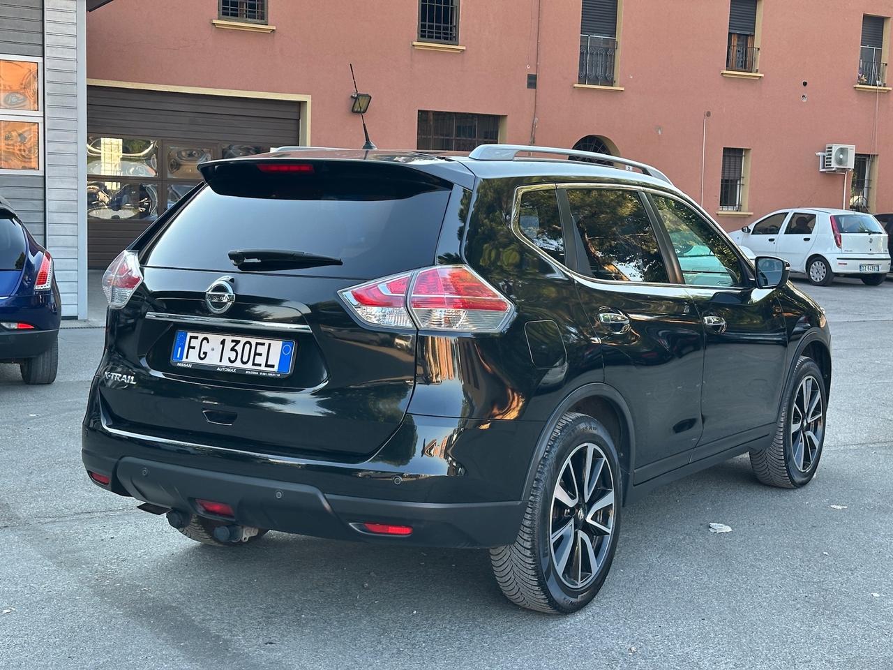 Nissan X-Trail 1.6 dCi soli 140mila+Gancio traino