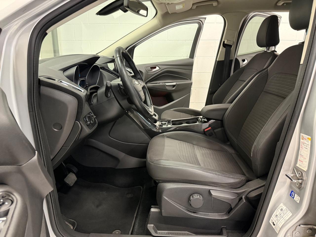 Ford Kuga 2.0 TDCI 150 CV S&S 4WD Powershift Titanium