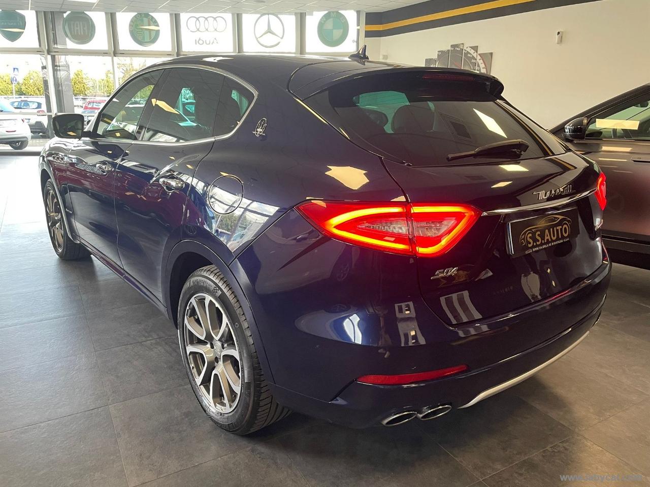 MASERATI Levante V6 430 CV S AWD Granlusso