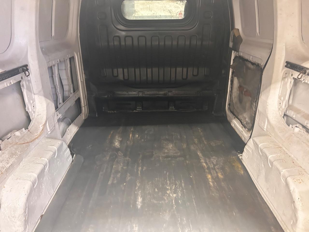 Nissan NV 200 1500 DCI 85 cv