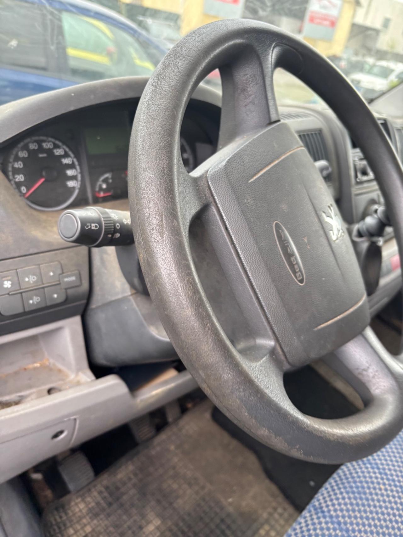 Peugeot Boxer 333 2.2 HDi/120CV PM-TM Furgone Vetrato 9 POSTI