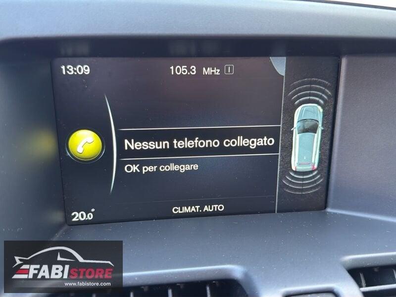 Volvo XC60 2.4 D4 181 Cv Automatic AWD Momentum - Navi, Cruise, Sensori ecc