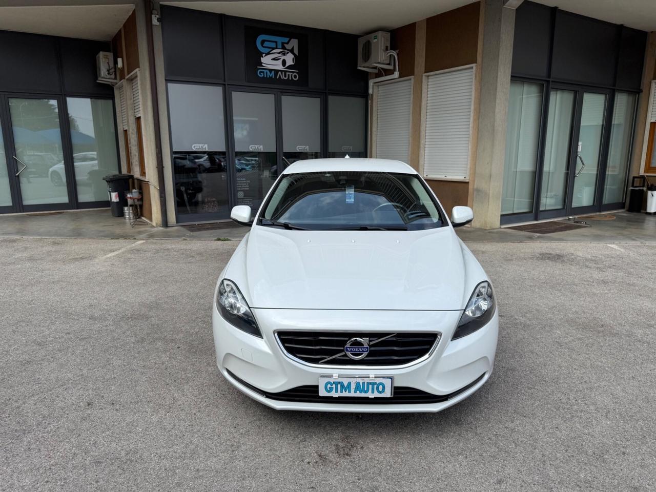 Volvo V40 D2 Ocean Race -1.6 Diesel