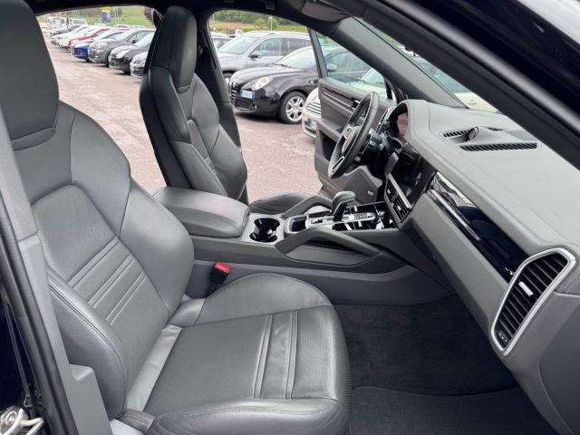PORSCHE Cayenne Coupé 3.0 V6 E-Hybrid PASM PANO BOSE IVA ESPOSTA