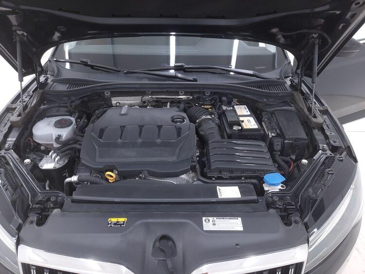 Skoda Superb Wagon Executive DSG BR491232 2.0 Diesel 150CV