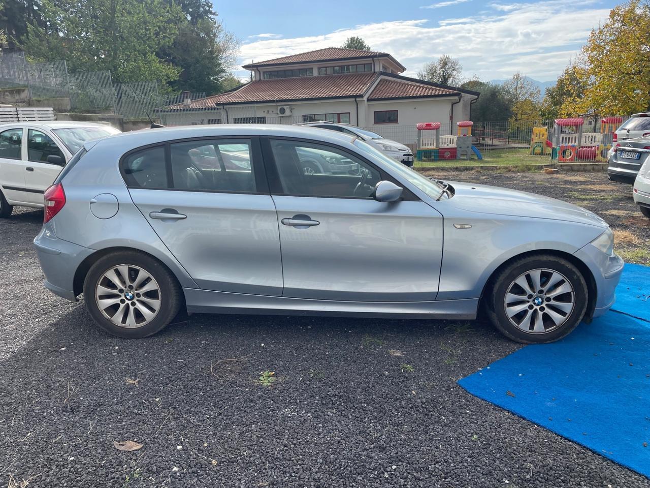 Bmw 120 120i cat 5 porte Futura